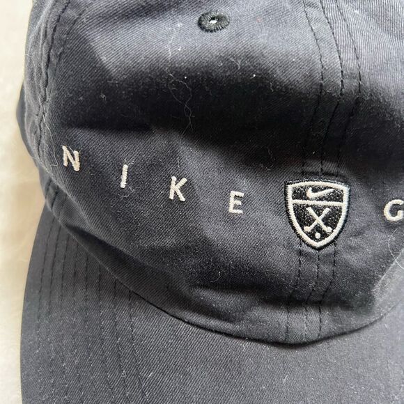 Nike golf Disney black and white athletic women’s men’s basketball cap - Picture 6 of 7